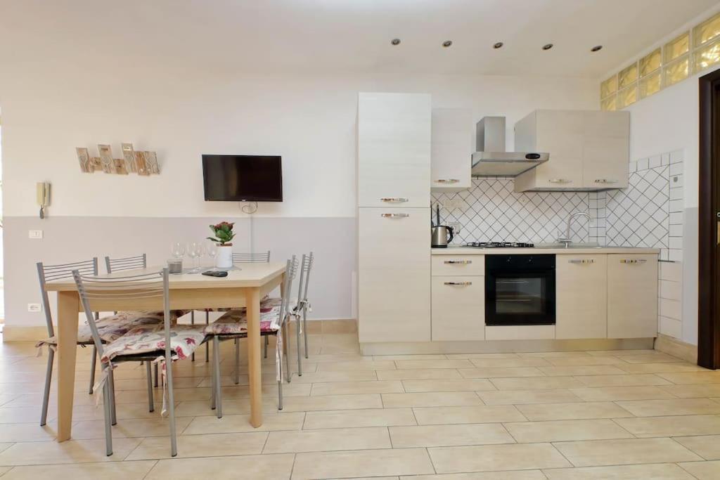 Vatican Flat Spacious Cozy With Court Rome Buitenkant foto