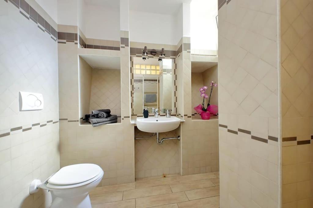 Vatican Flat Spacious Cozy With Court Rome Buitenkant foto